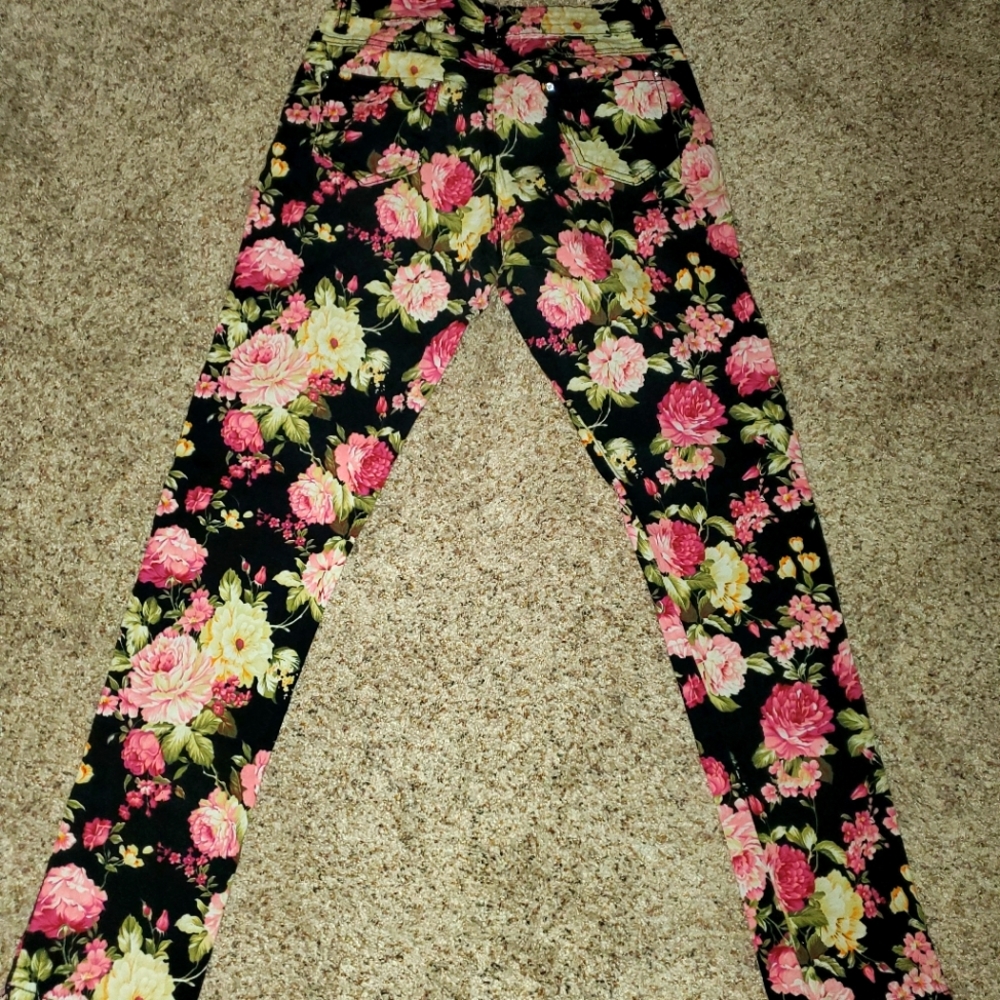 Size 3/4 floral jeggings